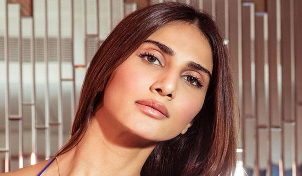 Vaani Kapoor InstaFitBio