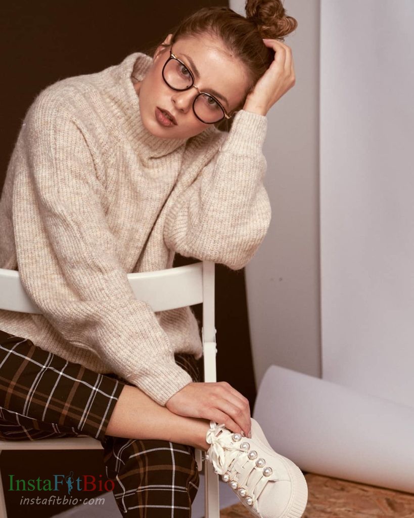 Zvezdelina-Tsolova-Wallpapers-InstaFitBio-6-819x1024 Zvezdelina Tsolova