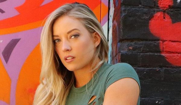 Katie Crewe InstaFitBio