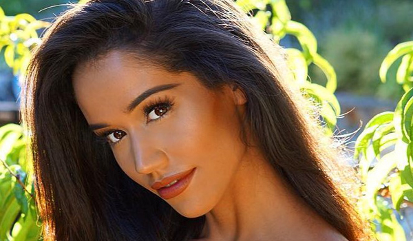 Stephanie Simonsen InstaFitBio