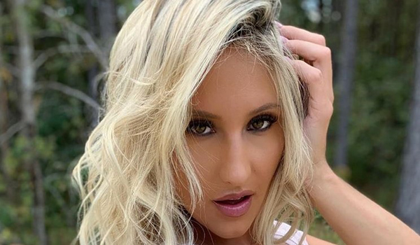 Kayla Moody InstaFitBio