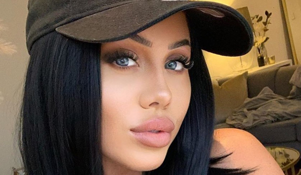 Laura Amy InstaFitBio