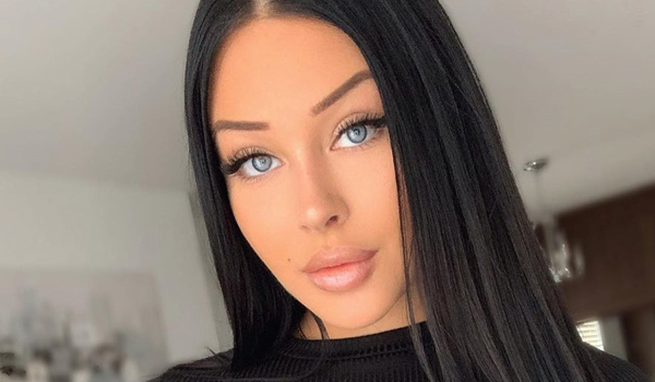 Valerie Cossette InstaFitBio