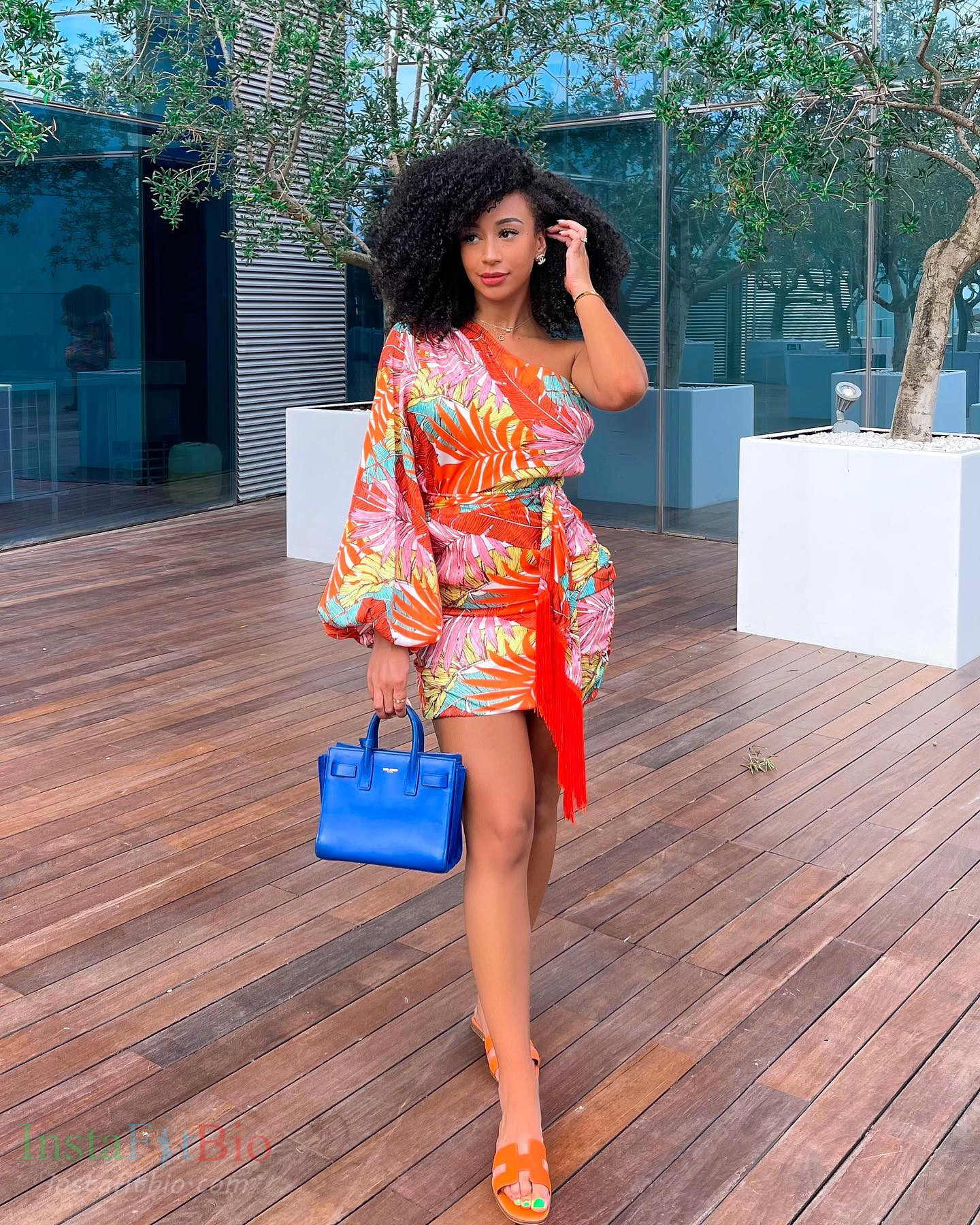 Caro-Vie-Lacad-Wallpapers-InstaFitBio-Caro-Viee-Wallpapers-InstaFItBio-9 Caro Viee