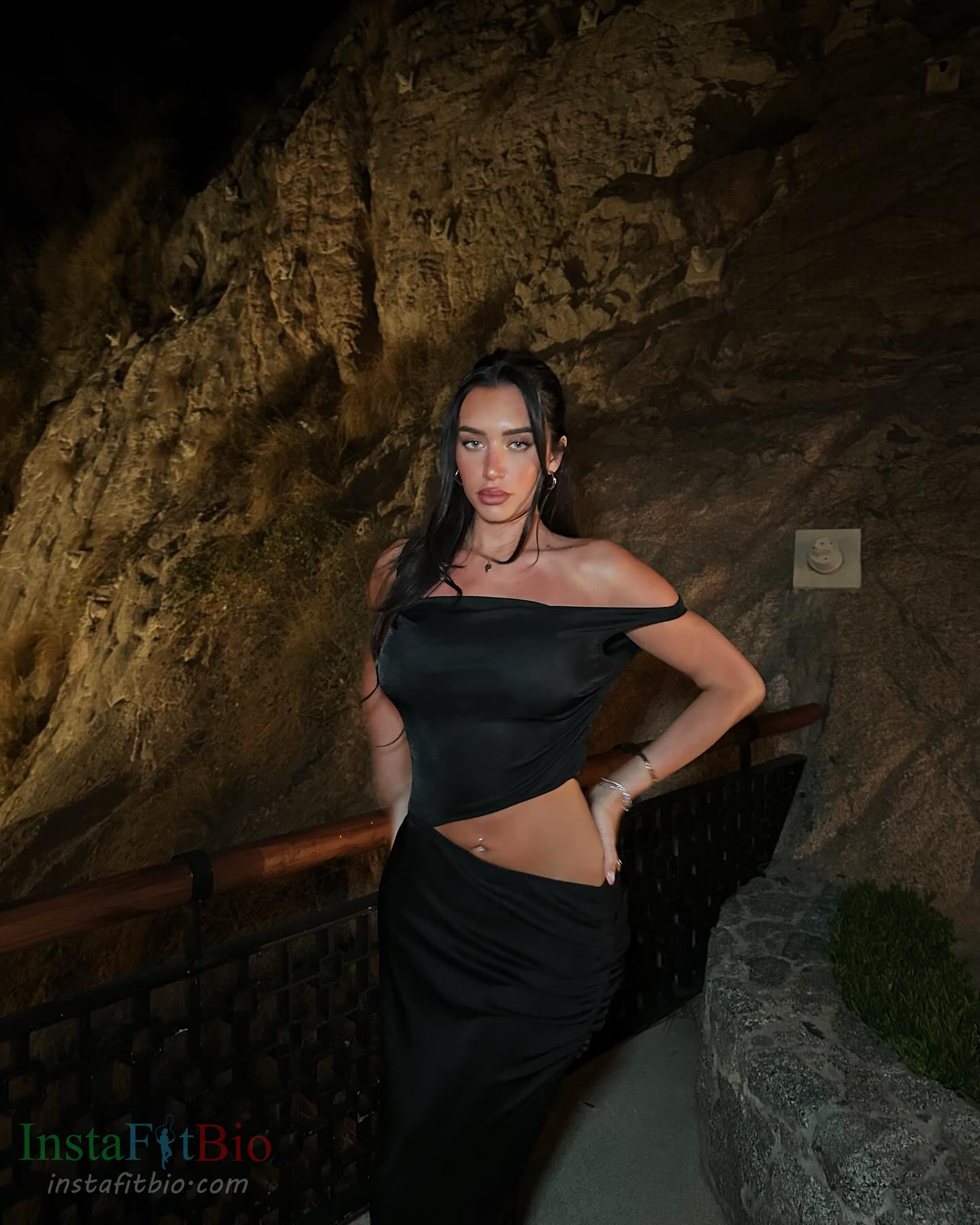 Anastasia-Karanikolaou-Wallpapers-InstaFitBio-5 Anastasia Karanikolaou