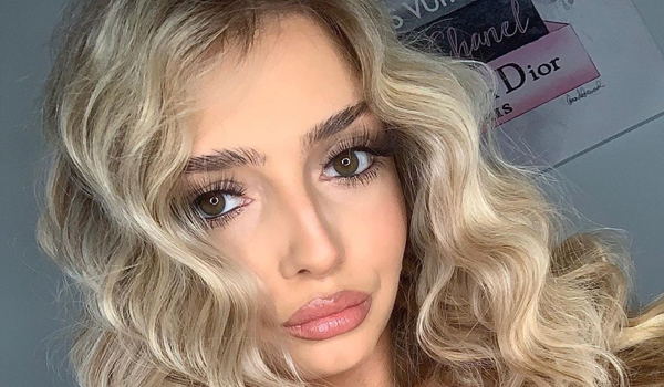 Chloe Powell InstaFitBio