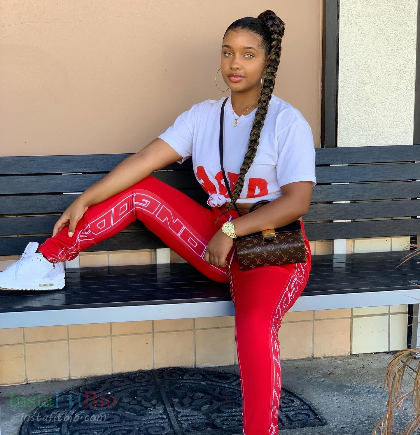 Corie-Rayvon-Wallpapers-InstaFitBio-8 Corie Rayvon