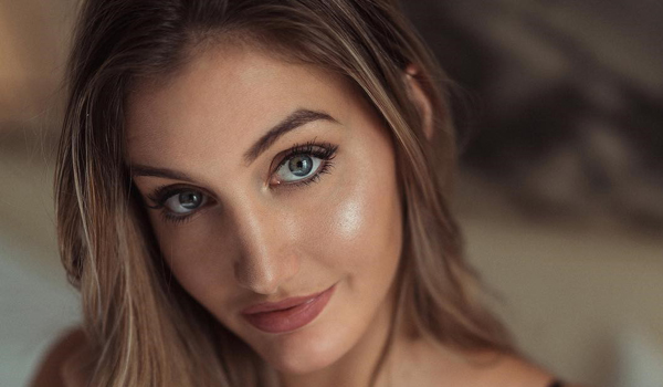 Julia Baessler InstaFitBio