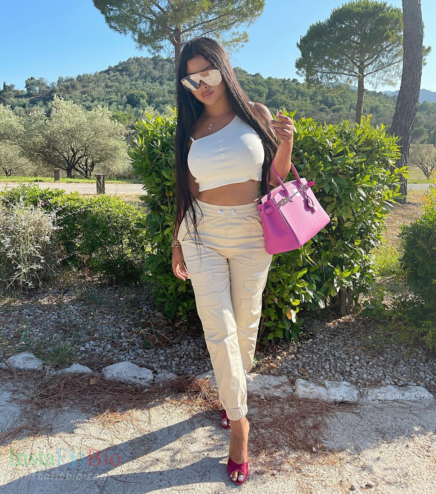 Maeva-Ghennam-Wallpapers-InstaFitBio-3 Maeva Ghennam