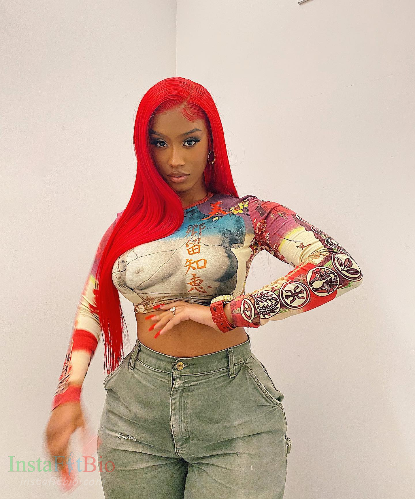 Raven-Tracy-Wallpapers-InstaFItBio-6 Raven Tracy