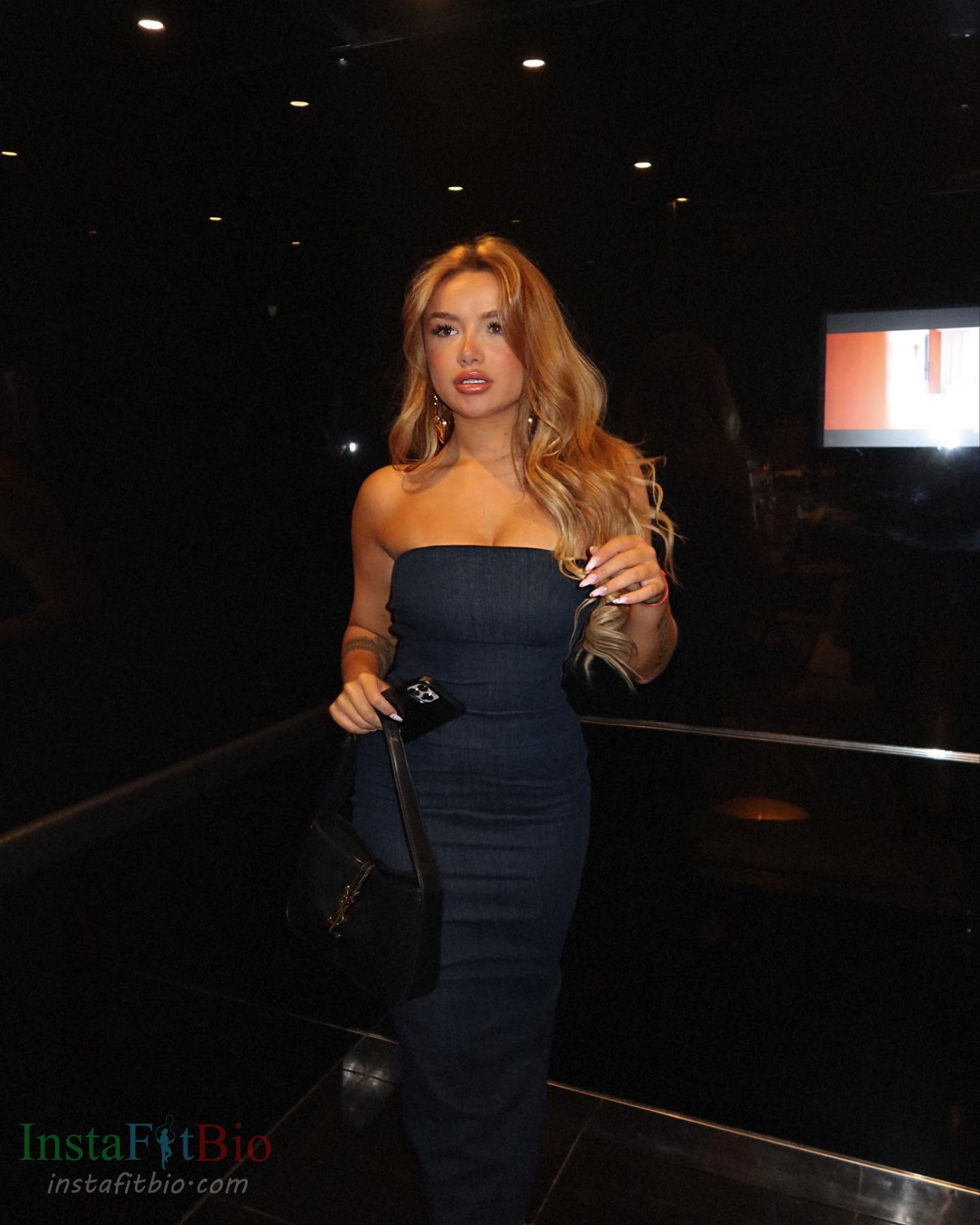 Victoria-Mehault-Wallpapers-InstaFitBio-1 Victoria Mehault