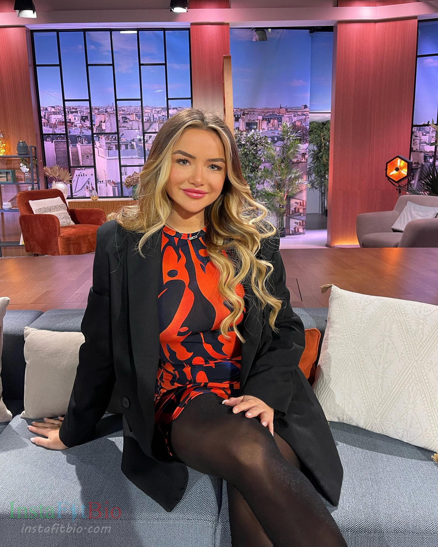 Victoria-Mehault-Wallpapers-InstaFitBio-4 Victoria Mehault