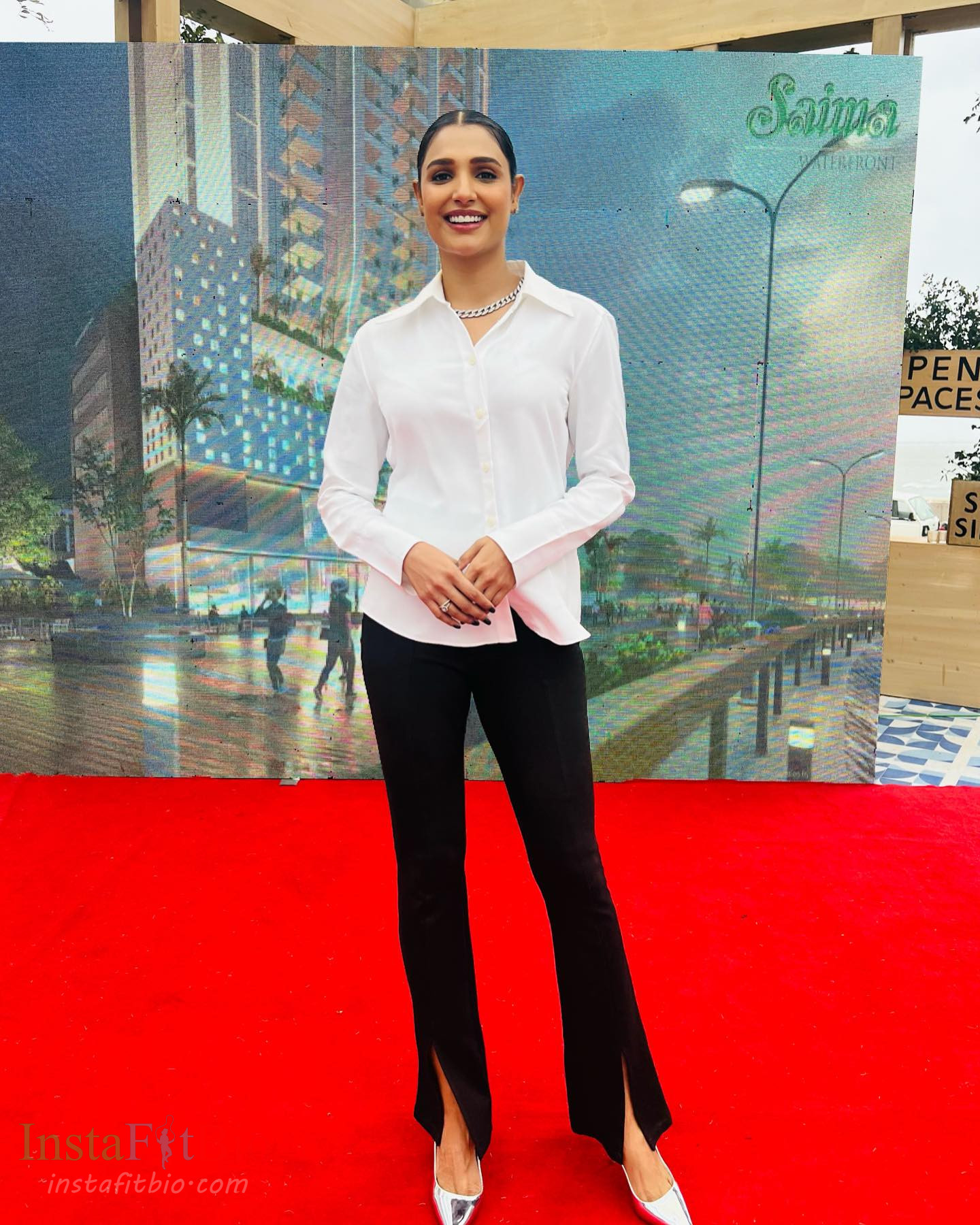 Amna-Ilyas-Wallpapers-InstaFitBio-3 Amna Ilyas