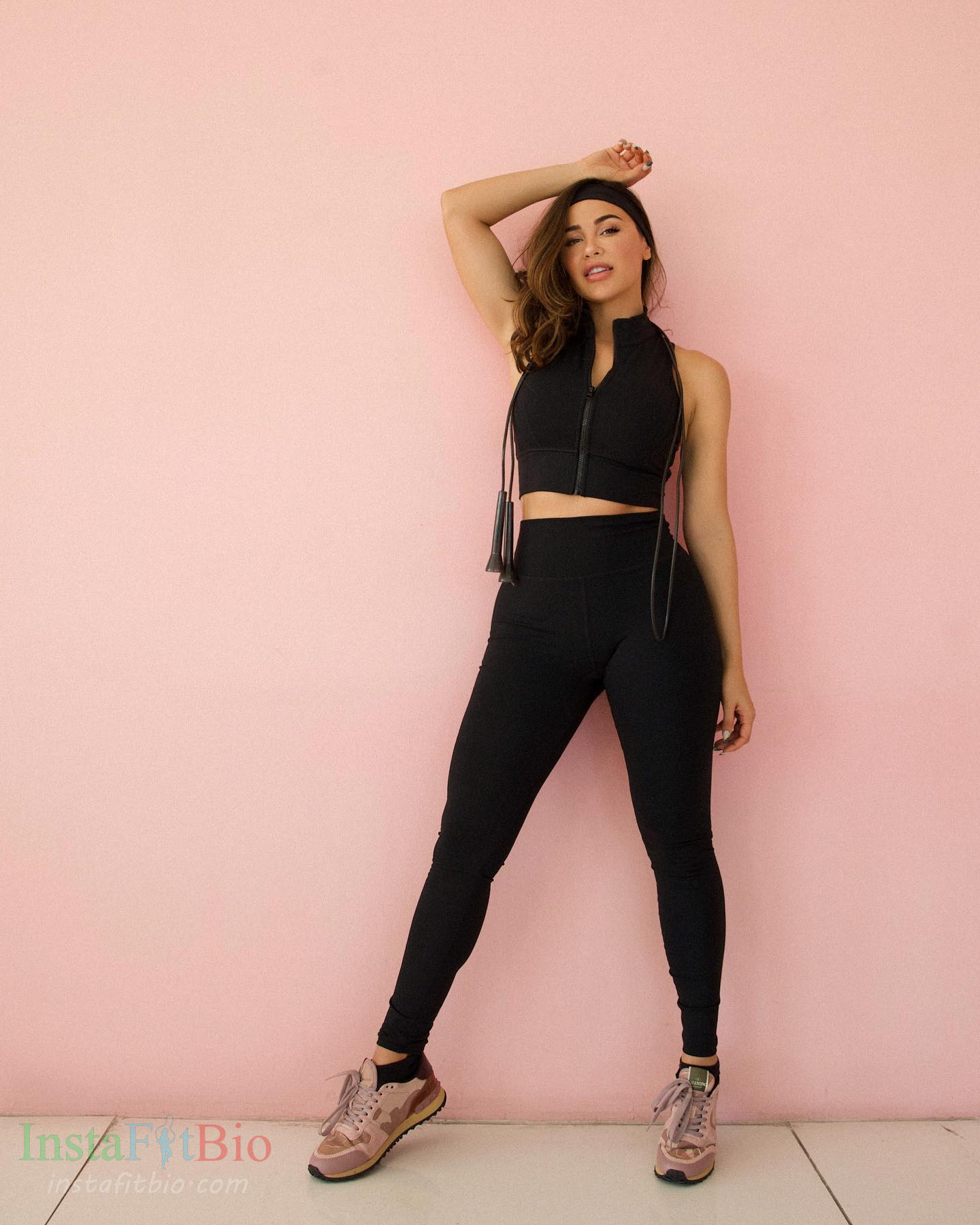 Ana-Cheri-Wallpapers-InstaFitBio-2 Ana Cheri