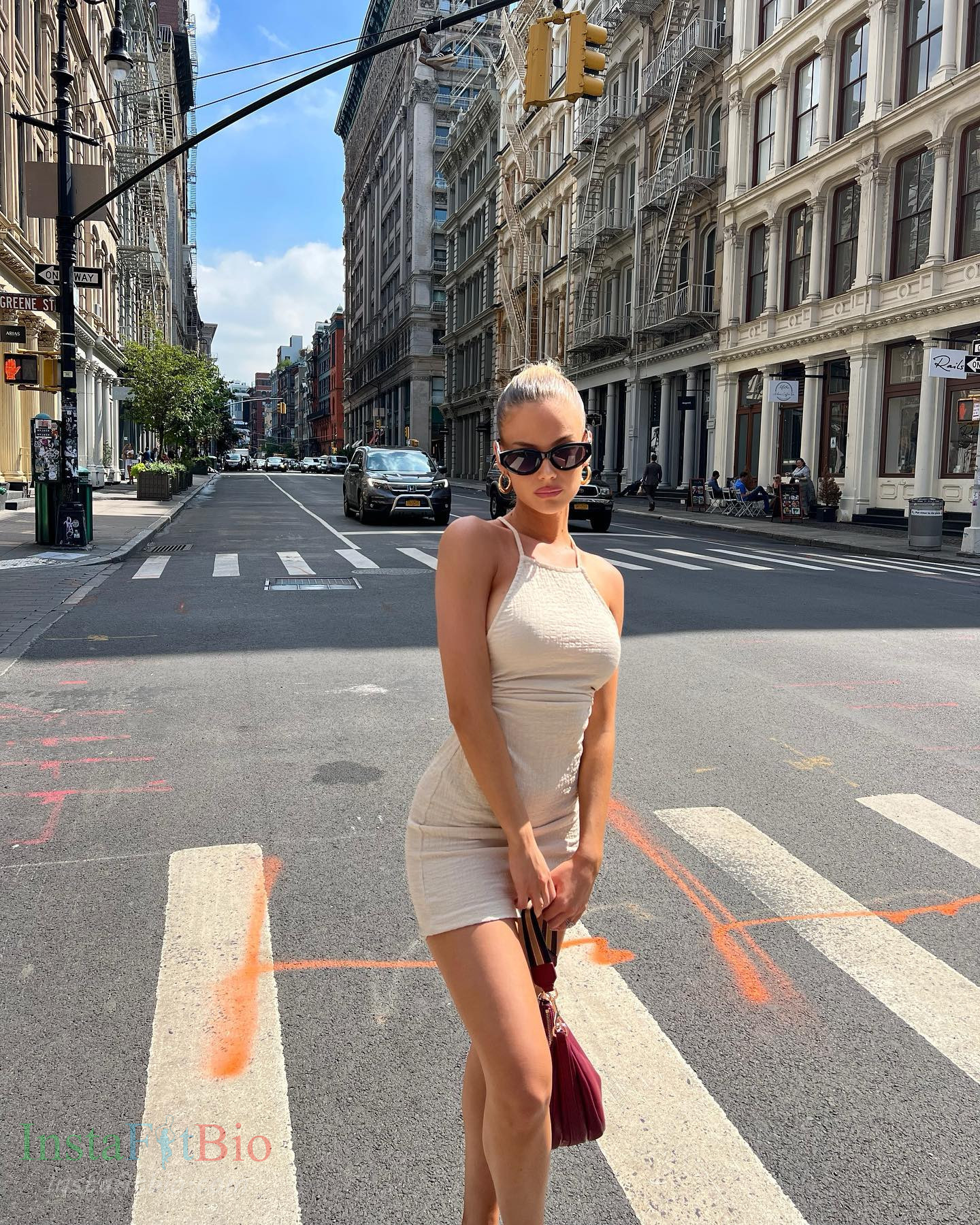 Bar-Zomer-Wallpapers-InstaFItBio-1 Bar Zomer