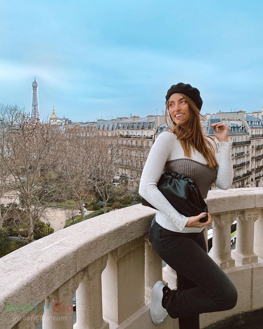 Dana-Zarmon-Wallpapers-InstaFitBio-9 Dana Zarmon