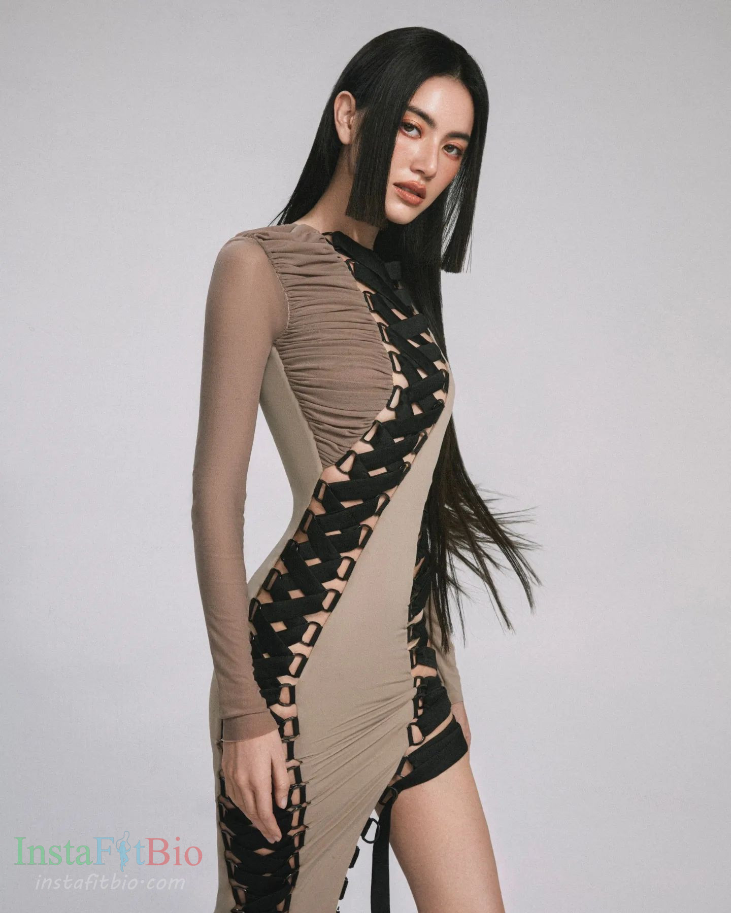 Davikah-Wallpapers-InstaFitBio-Davika-Hoorne-Wallpapers-InstaFitBio-8 Davikah