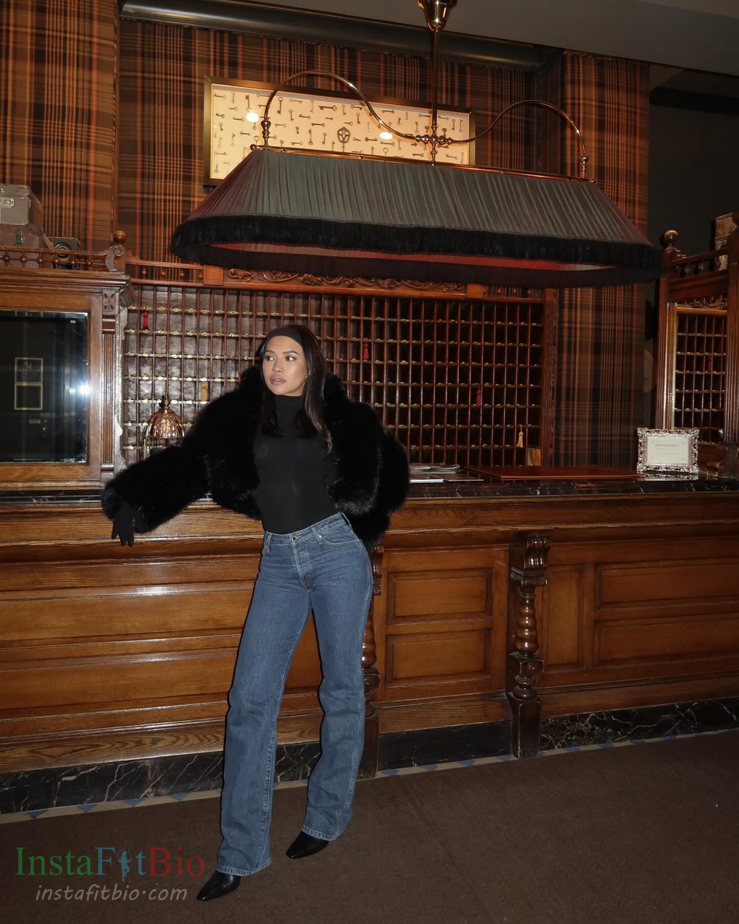 Julia-Kelly-Wallpapers-InstaFitBIo-7 Julia Kelly