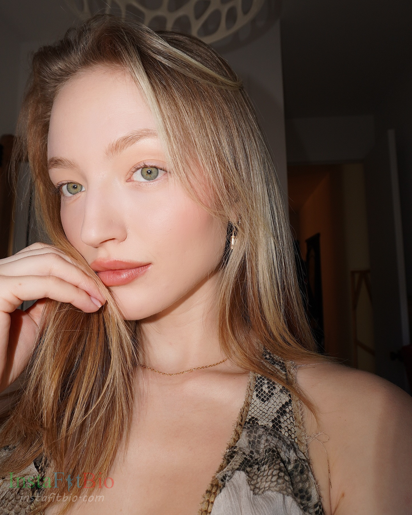 Kate-Konlin-Wallpapers-InstaFItBio-9 Kate Konlin