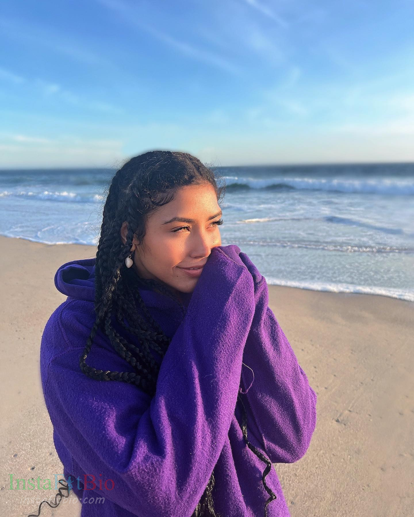 Kurzca-Wallpapers-InstaFitBio-3 Kurzca