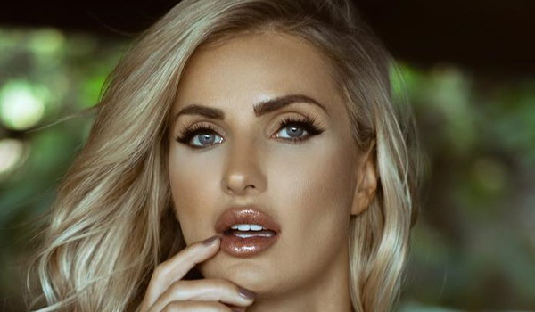 Leanna Bartlett InstaFitBio