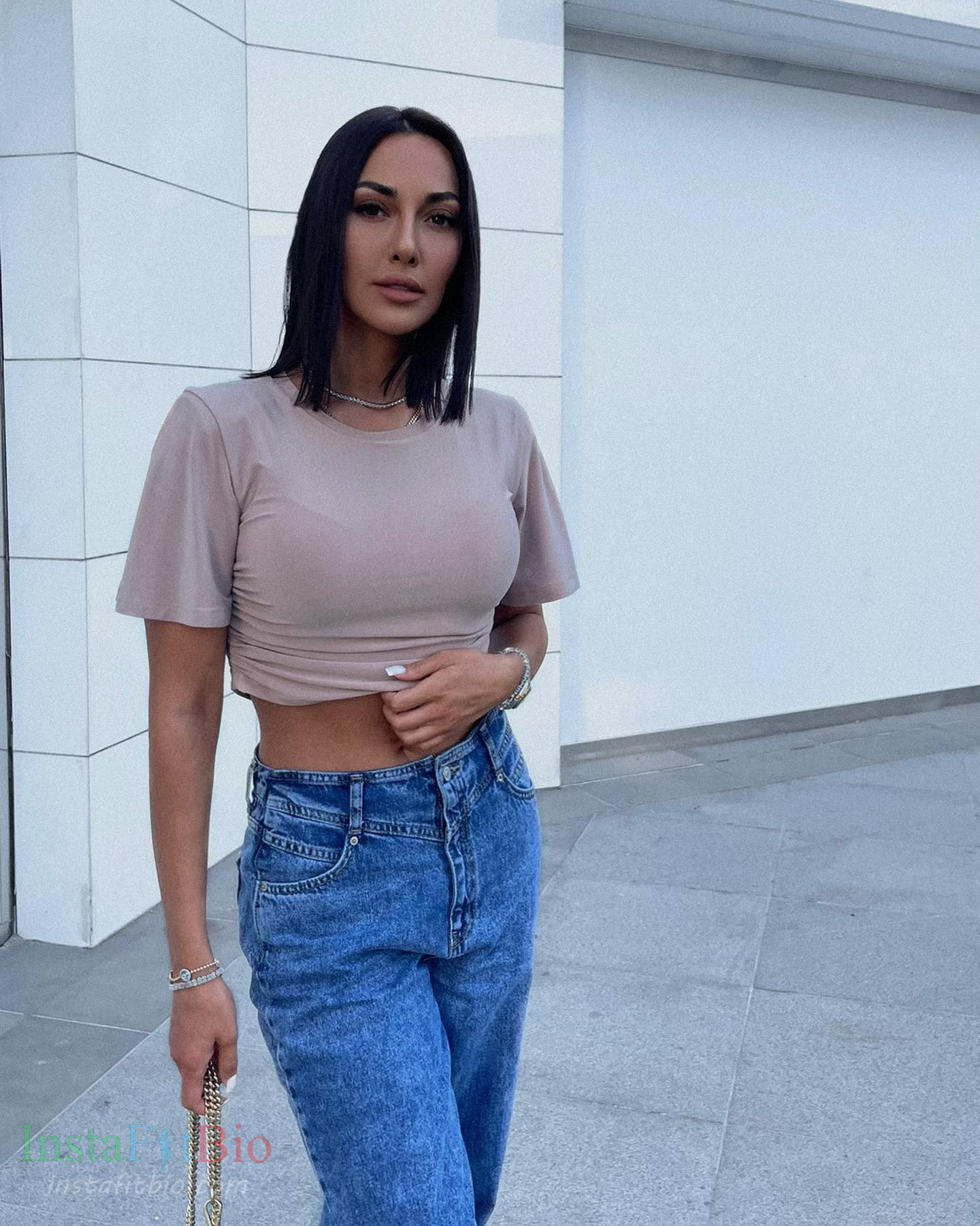 Sadaf-Taherian-Wallpapers-InstaFitBio-1 Sadaf Taherian