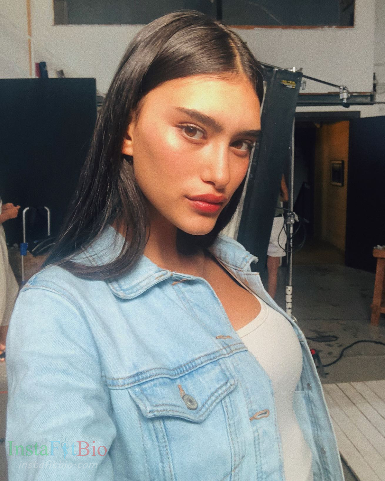 Zuf-Capelli-Wallpapers-InstaFitBio-4 Zuf Capelli