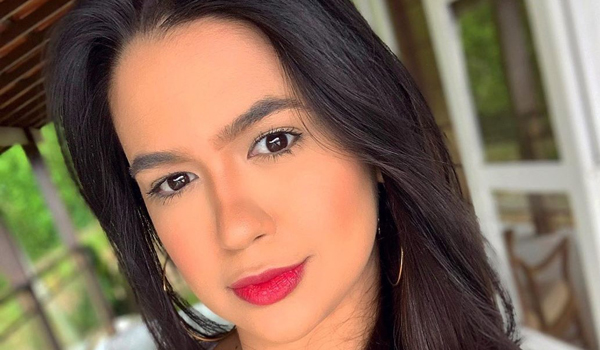 Amanda Gomes InstaFitBio