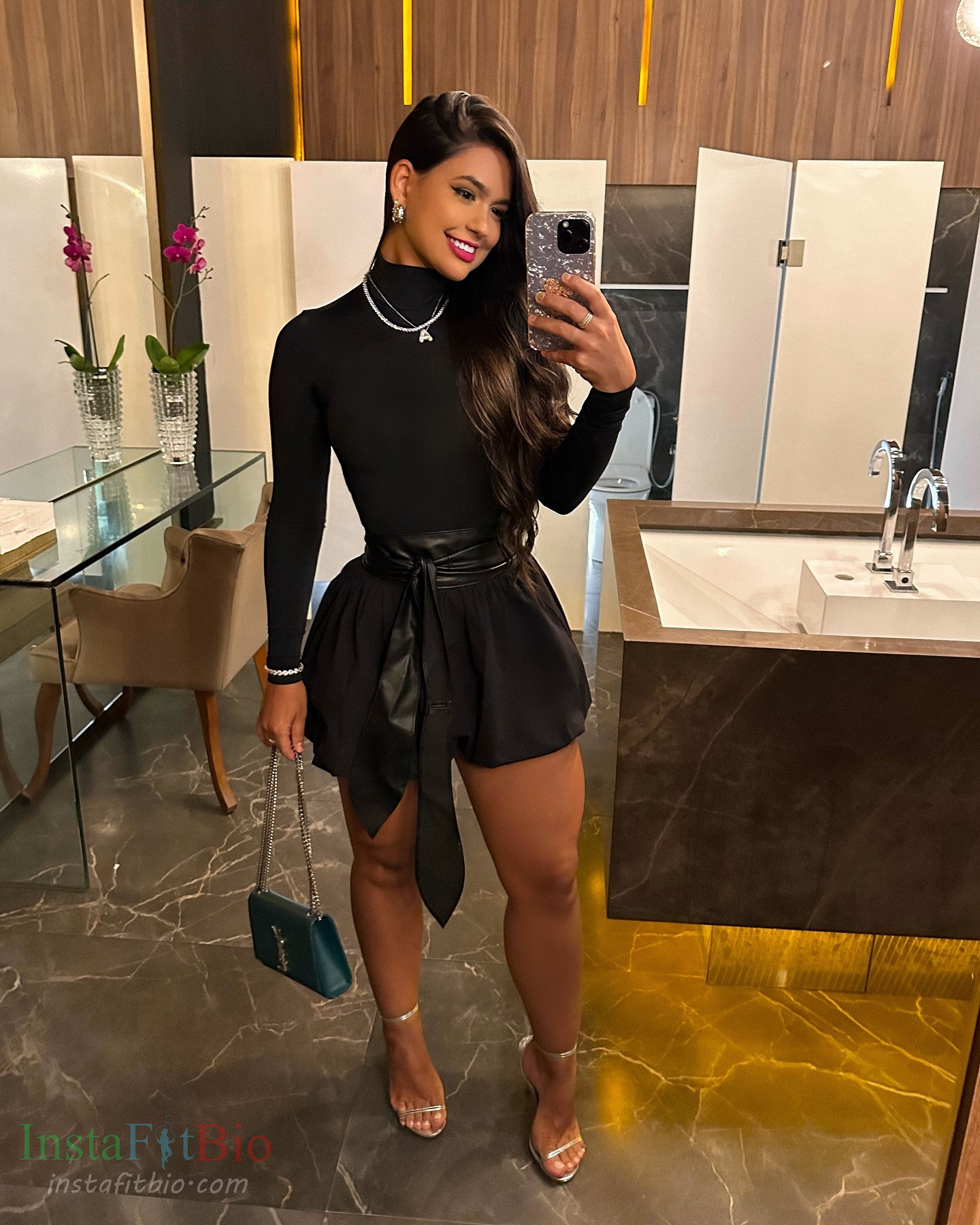 Amanda-Gomes-Wallpapers-InstaFitBio-3 Amanda Gomes