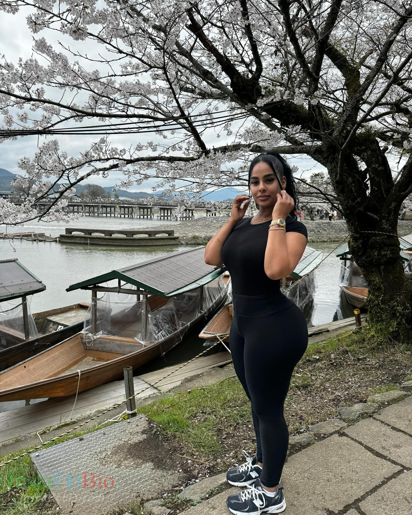 Ayisha-Diaz-Wallpapers-InstaFitBio-7 Ayisha Diaz