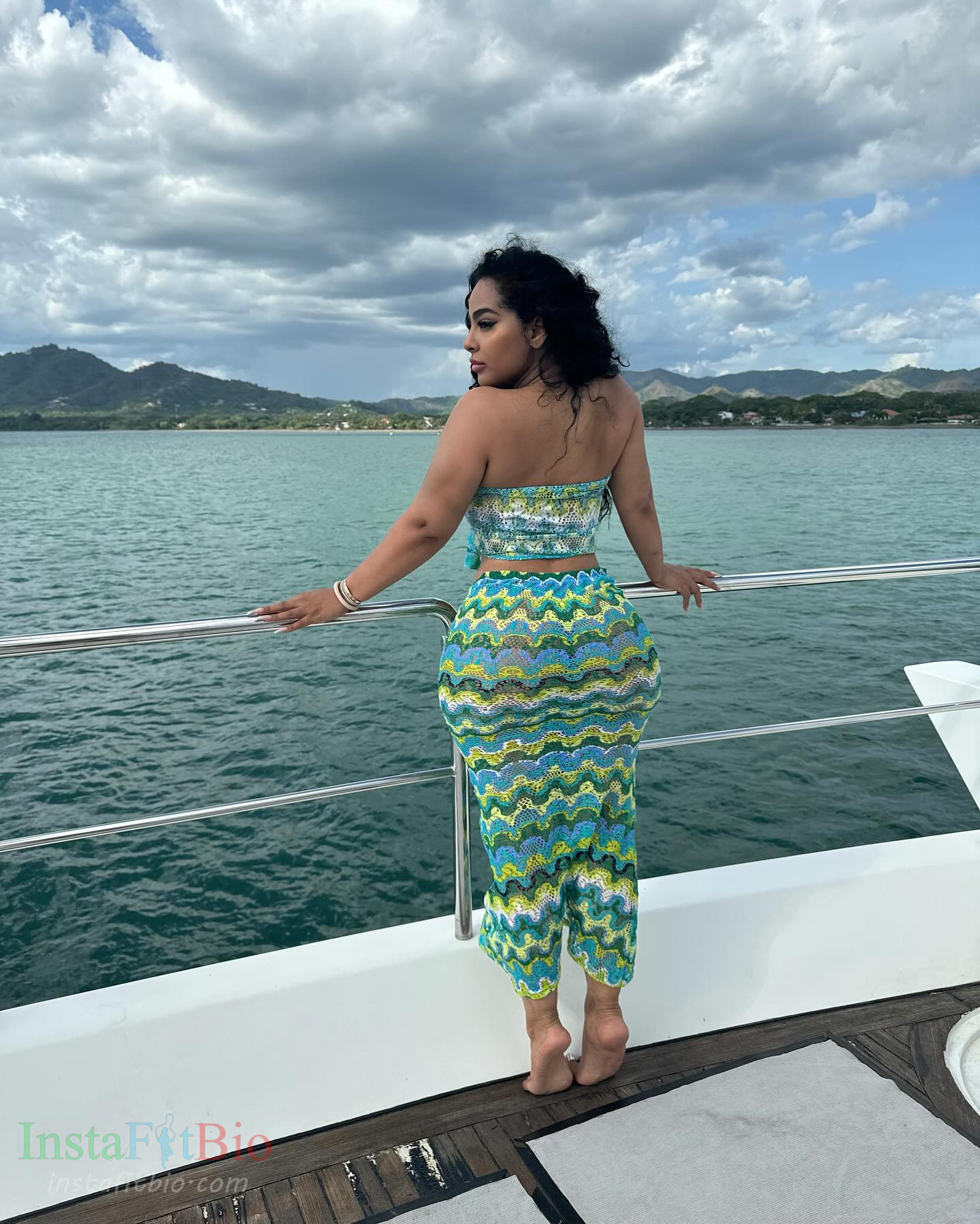 Ayisha-Diaz-Wallpapers-InstaFitBio-8 Ayisha Diaz