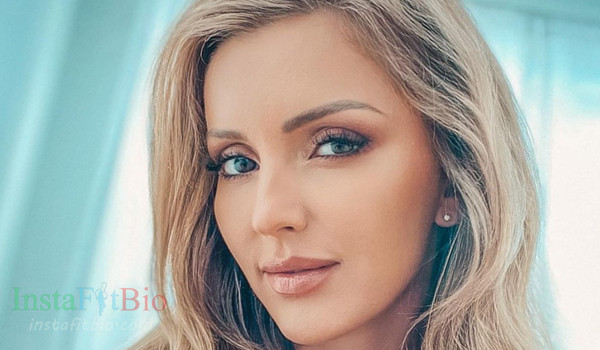 Amanda Paris InstaFitBio