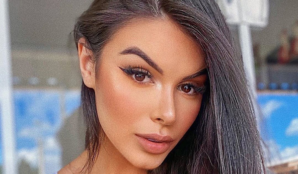 Deb Gianesini InstaFitBIo