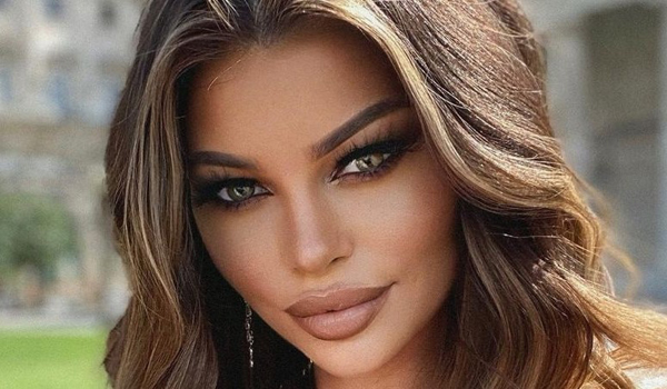 Justyna Gradek InstaFitBio