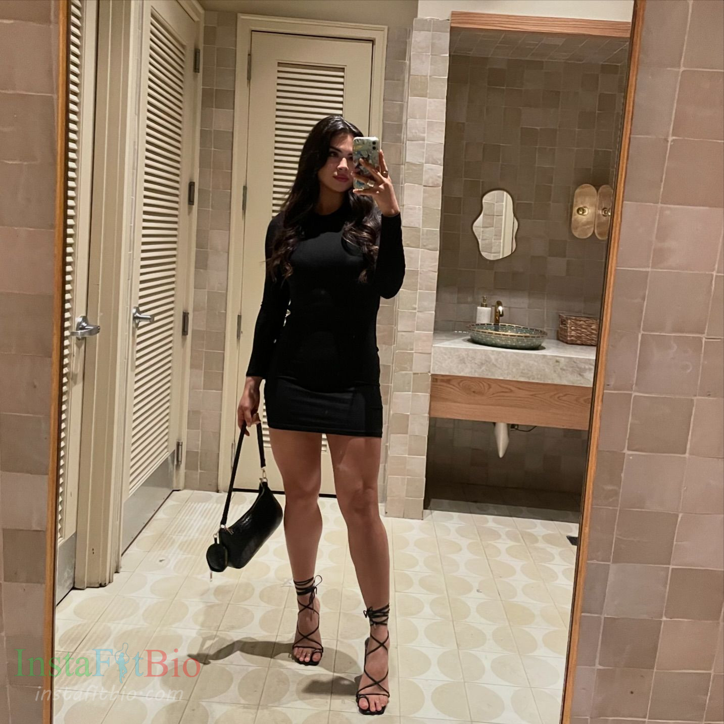 Karla-Marie-Wallpapers-InstaFitBio-7 Karla Marie