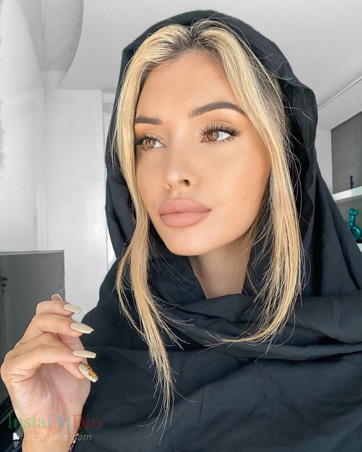 Kiera-Bernier-Wallpapers-InstaFitBio-8 Kiera Bernier