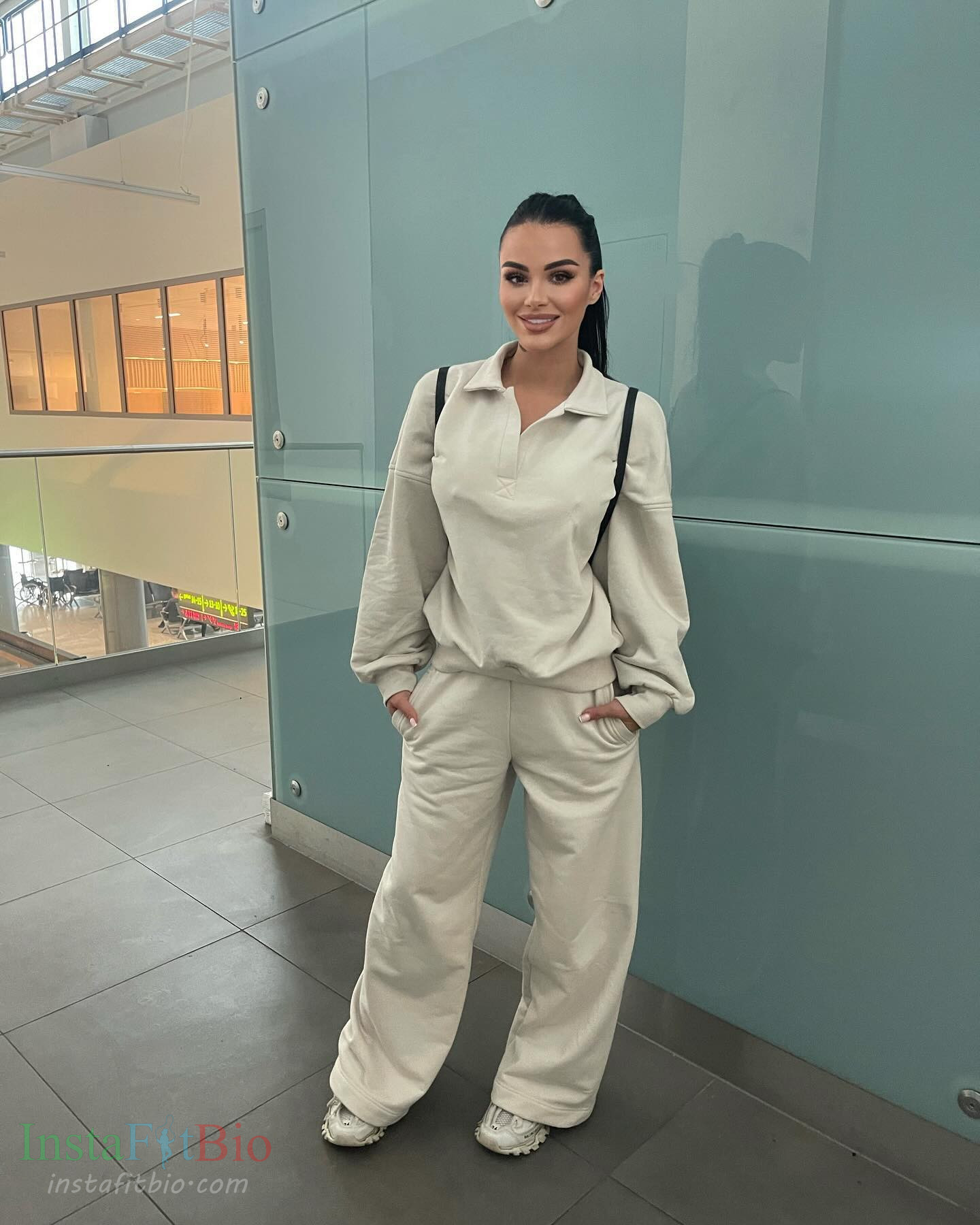 Mirella-Papciak-Wallpapers-InstaFitBio-5 Mirella Papciak