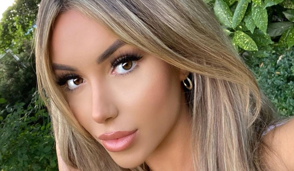 Charlotte Elise Fox InstaFitBio