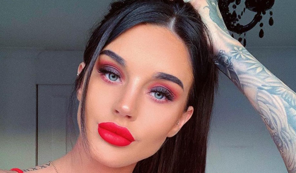 Lauren Houldsworth InstaFitBio