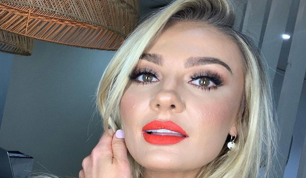 Brooke Evers InstaFitBio