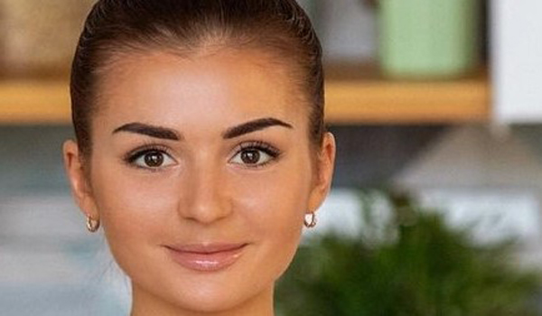 Baker Coco Nadia InstaFitBio