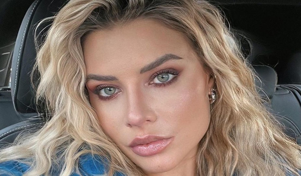 Veronica Ferraro InstaFitBio