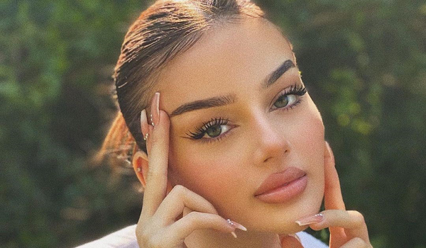 Dzana Dzzyzzle InstaFitBio