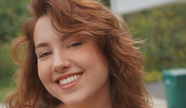 Pineapplebrat InstaFitBio