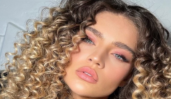 Kiana Alexis InstaFitBio