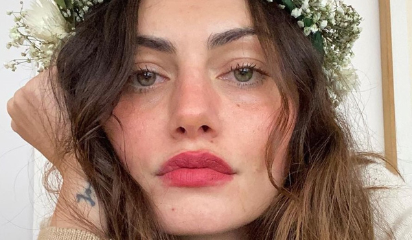 Phoebe Tonkin InstaFitBio