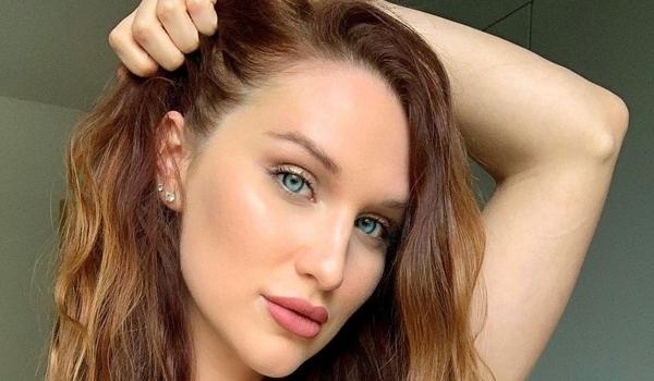 Stefani Somers InstaFitBio