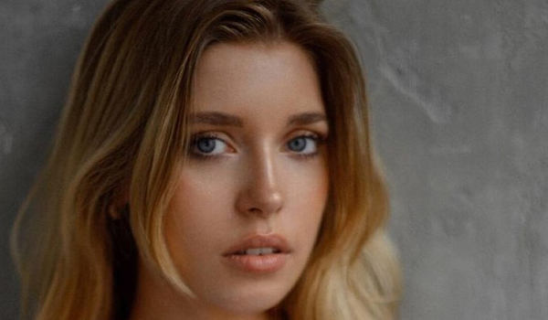 Freya Mayer InstaFitBio