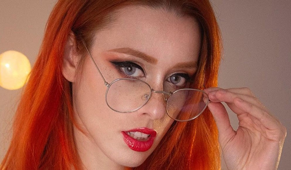 Hiyartist InstaFitBio