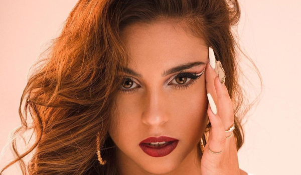 Victoria Caro InstaFitBio